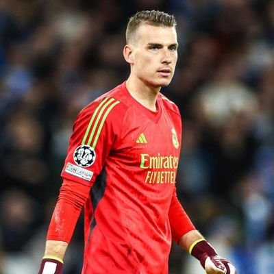 parhannn13's profile picture. Apa?