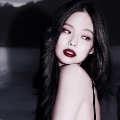 You love Jennie? then let's put her on 🔝
-JENNIE fan acc based on US.
-Active on Streaming for JENNIE.
-Contributor #3 on JENNIE'S voting & requesting gaps.