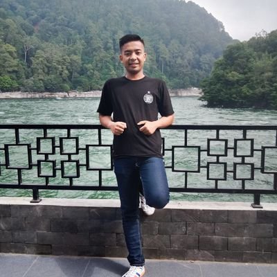 Main Twitter sekedar iseng, ga nyari follower😛😁