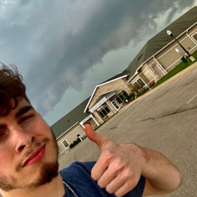 An official page for my storm chasing account on Instagram @stormchaserbrendon_ if you want to follow me over there or ask questions please do so.