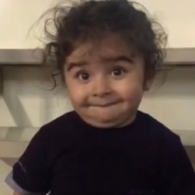 thelittlemahii's profile picture. 