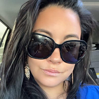 sharlaslyfe's profile picture. 