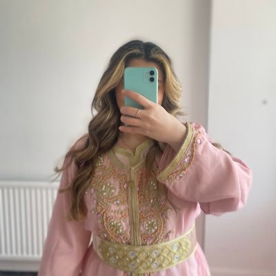 Middle Eastern, UK based UGC content creator 📸 | Doctor, beauty, fashion and lifestyle 💓 email me: hana5.818@outlook.com