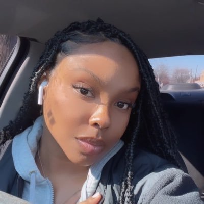 londyn_dime Profile Picture