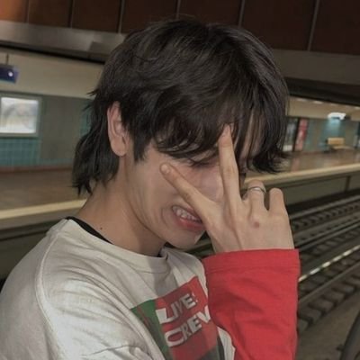 krcatives's profile picture. https://t.co/0Nk1YNaPiL / restarting .ᐟ on fspree, fback. sb to break mutuals.