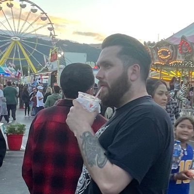 IServer16444's profile picture. Nets fan since the cow tunnel. Ny born Nj bred. Player by blood 🩸 ♥️🔱🖤