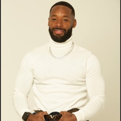coach_jmiles's profile picture. Pacific Grad 2012 SHNU Grad 2015 #educated #ba #mastersdegree #basketballcoach #bayraised #415 #greatshootersarefeared #valleyhi Team Arsenal Coach 🟠⚫️