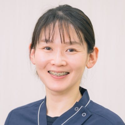 koureido_mtm's profile picture. 栃木県宇都宮市 漢方専門 厚麗堂薬局🌿4児の母。元・内職派遣主婦→中医学と鍼灸で人生リスタート。心と体に“手当て”する鍼灸師を目指して｜女性の不調に寄り添う東洋医学の視点を発信中｜宇都宮／2028開業予定✨漢方こうれいどう薬局公式LINE登録してね↓