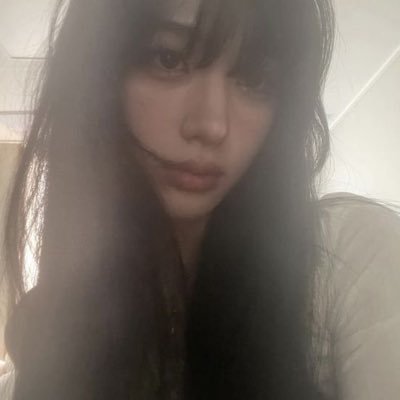 88___sel's profile picture. #studytwt
