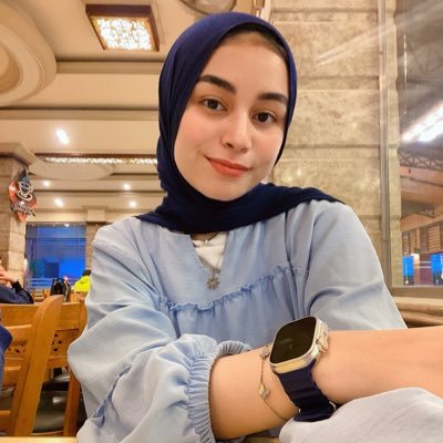 PT | HUE 👩🏻⚕️ Trying hard to be