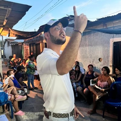 Abogado penalista promotor de causas sociales. Per Aspera Ad Astra! Miembro del partido Alianza Verde 🌻. Excandidato al Concejo de Neiva.