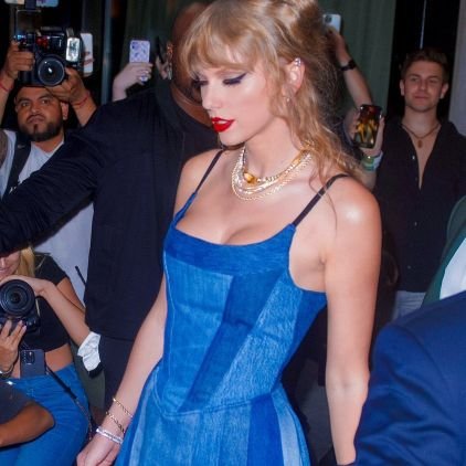 myt3arsr1c0ch3t's profile picture. 26 ✨ Queer 🏳️‍🌈 ✨ #1 My Tears Ricochet Stan ✨ Eras Tour LA N5 ✨ Minors/Gaylors DNI ✨ #freepalestine ✨