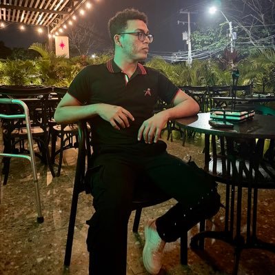 Im__JesusM___'s profile picture. Vi very veniversum, vivus vici ♡