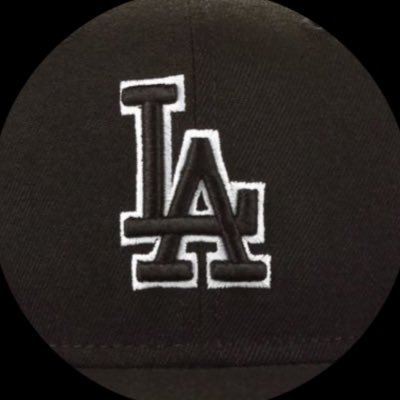 Horny fucker in Hollywood. Huge shooter. Size12 👟 18+ 🦋