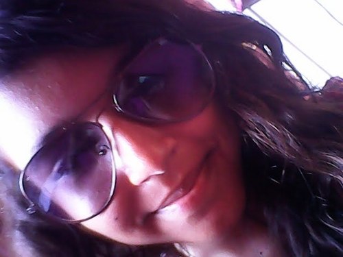 Garota Simples, Mais Decidida. Carinhosa, Mais Gentil, Sentimental, Aquáriana, Avaiana , corintiana ; Palavras que resumem quem eu sou;' Sigam meus amores ?