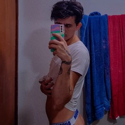 📸 adult content creator 🔞 Brazilian gay guy 🍆🍑 link below