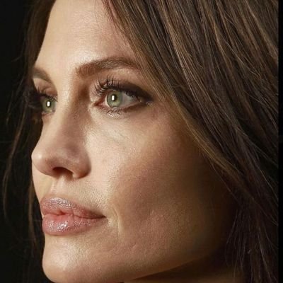 Angelina jolie Profile