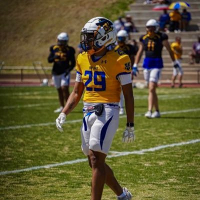 5’11 cb @wayland #juco