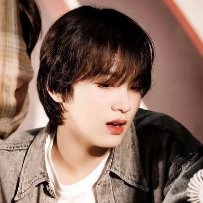 echancentil's profile picture. Markhyuck