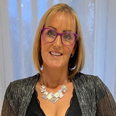 Independent science consultant, author (including co-author of Collins 'KS3 Science Now', STEM Learning Regional Coordinator and Senior PDL, swimming teacher.