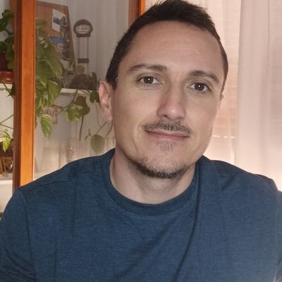 Murciano, espectador, reportero grafico en @tuweb_tv Canal1 Mar Menor y chico para todo en el #CinedeVerano 'Terraza España' de Santiago de la Ribera