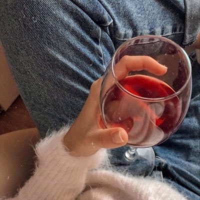 CleoK24201's profile picture. 