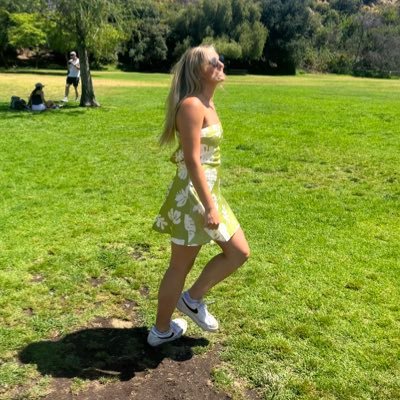 laurenwestlundd's profile picture. umb vb