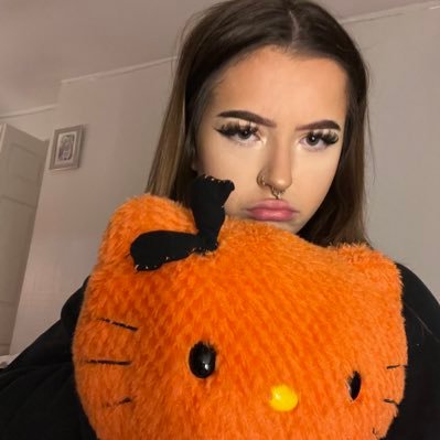 @brattybat_