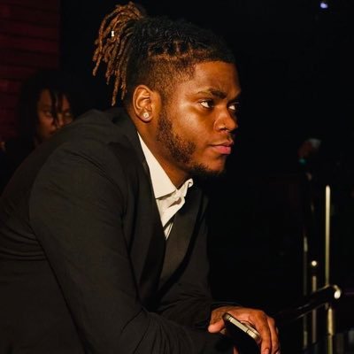 Song Writer • Recording Artist • Rapper • VIP Host for club roar | For serious Inquiries - Veretheartist@gmail.com