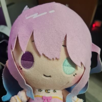 lalamichip's profile picture. Runts y patas✨️