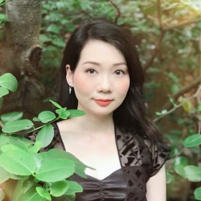 YingELLE's profile picture. 𝙇𝙞𝙫𝙚 𝙡𝙞𝙛𝙚 𝙩𝙤 𝙩𝙝𝙚 𝙛𝙪𝙡𝙡𝙚𝙨𝙩 💕#Kdrama🇰🇷 #Cdrama🇨🇳 #DogLover🐶 #PhotoLover📷 #TravelLover✈️