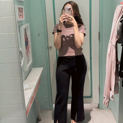 _nurlaely's profile picture. 