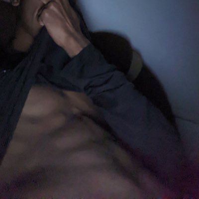 22 | 6’2 | BBC | MDNI | Home of Amateur Swiss Adult Videos and More🇨🇭 👉🏾DMs Open for collabs 📩