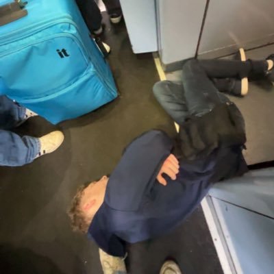 AleSupremacist's profile picture. 22