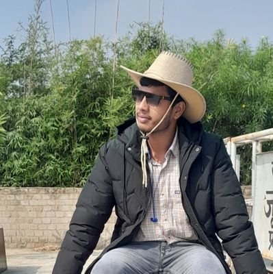 सोचने से कहाँ मिलता हैं तमन्नाओं के शहर
चलना भी जरुरी है मंजिल को पाने के लिए।
