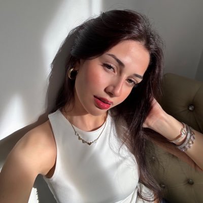 gamzeeseren's profile picture. 