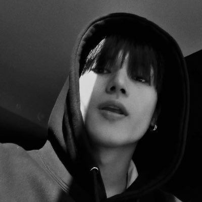 M4IXSEIYMSI's profile picture. seiym(n.); ผักน่ะขม ส่วนผมน่ะไม่โสด #MUANGXM4I