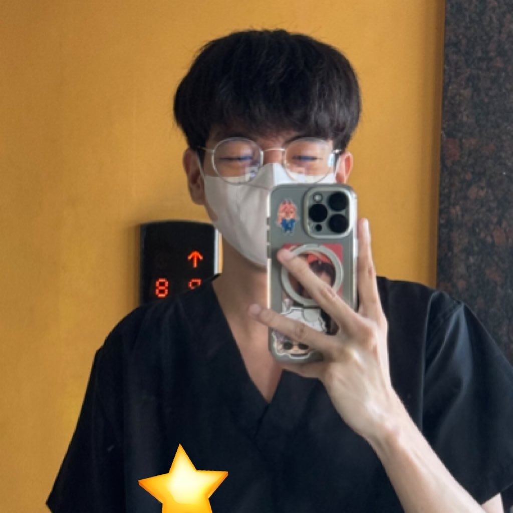 24 • 🇵🇭🇨🇳 | lifetime subbed otaku ツ | cosplayer 👕✨️ | k-popper ㅋㅋ | multilingual bb 🤟🏻 | dm for priv //💥NEXT CON/S: HIATUS💥
