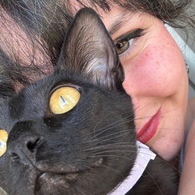 26🐺🌸 Deja a un lobo vivo y las ovejas nunca estarán a salvo. ♡S♡ ig🐈⬛🐈: tlfamily23 📷: mazikeen26t