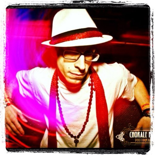 sw3d3r's profile picture. fuck facebook its too public, i need to be able say exactly what i want without consequence, so if you dont know me follow me. if you do . . . see u on FB