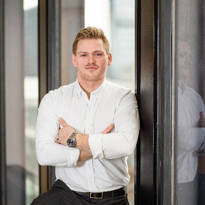 Director of Sales at Satstreet: OTC high-volume trading desk for Bitcoin || Former Product Specialist and Ownership Advisor at Tesla.