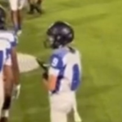 North Forney High School | C/O 2026 | 6’0 145 lb | 4.75 GPA | QB | #9 | Blessed to play this game 🙏 |