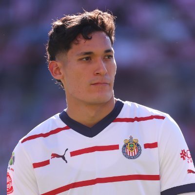 🔴⚪️ Jugador de @Chivas y @miseleccionmx.