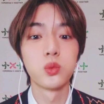 in a long term relationship with my loving boyfriend beomgyu♥️
