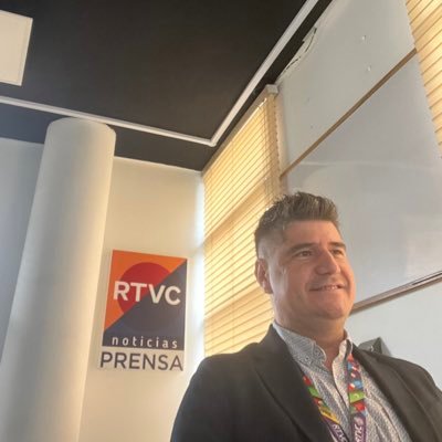 Periodista. Jefe de emisión de RTVC Noticias