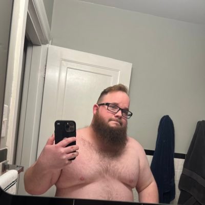 Gay. Taken. Don’t have any gay friends. would like to change that. Easy to get along with. Strike up a conversation, I’ll be glad to chat.