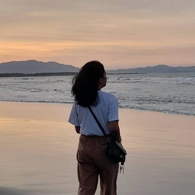 issaparin's profile picture. paralegal, @karapatanST | uphold human rights