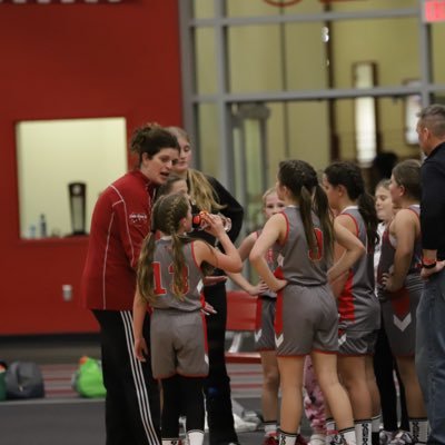 I spent my youth on the court and now I’m on the sidelines cheering for my 3 girls. Former Lady Tiger for @GC_TigersWBB; Asst. Coach @INEliteHavoc 16U Gold