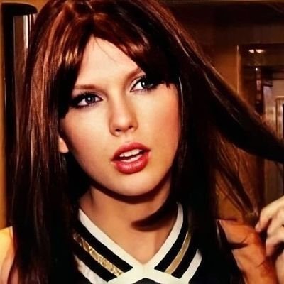 sunnybeingnasty's profile picture. lost in your current like a priceless wine.