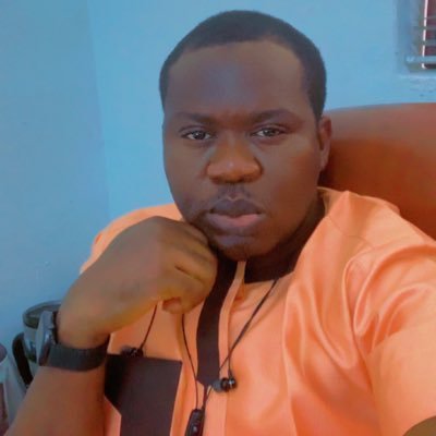 Asputinee's profile picture. Chartered Accountant/Content writer/Sapiosexual/Music enthusiast/lyricist